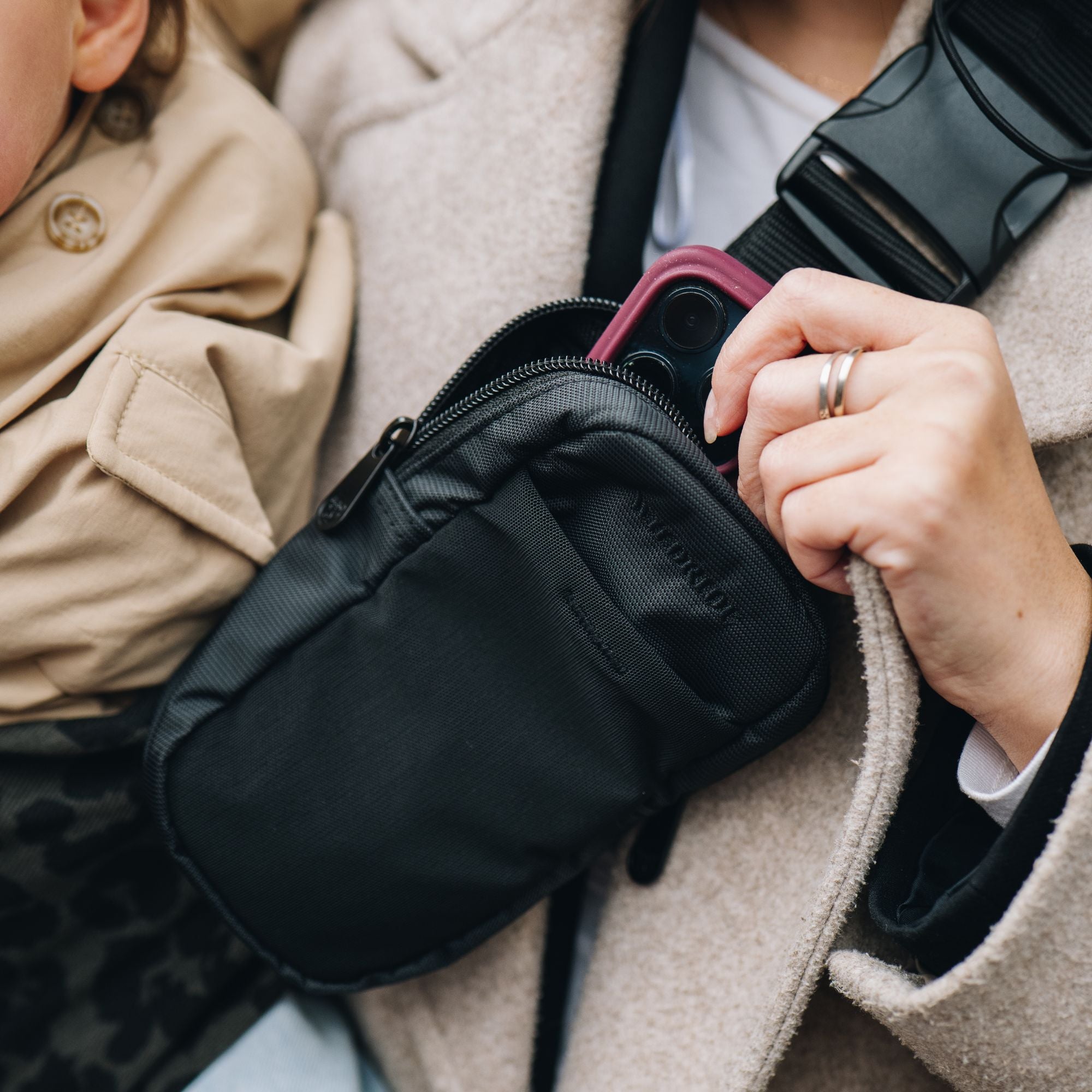 升級版外掛萬用包-Premium Slide on accessory bag